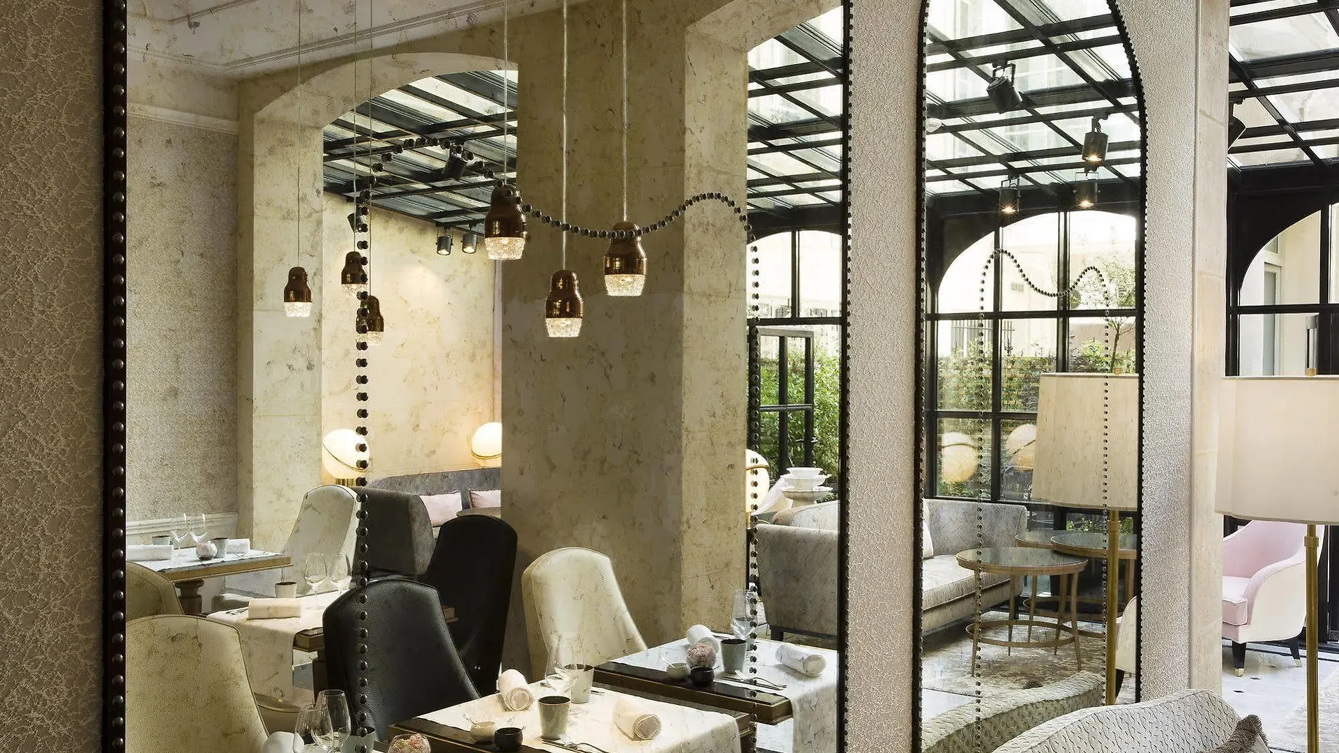 ***** Hotel Le Narcisse Blanc France