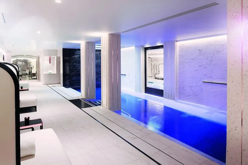 ***** Hotel Le Narcisse Blanc France