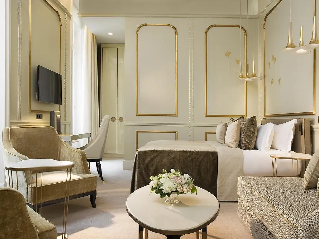 Le Narcisse Blanc 5*, Paris France