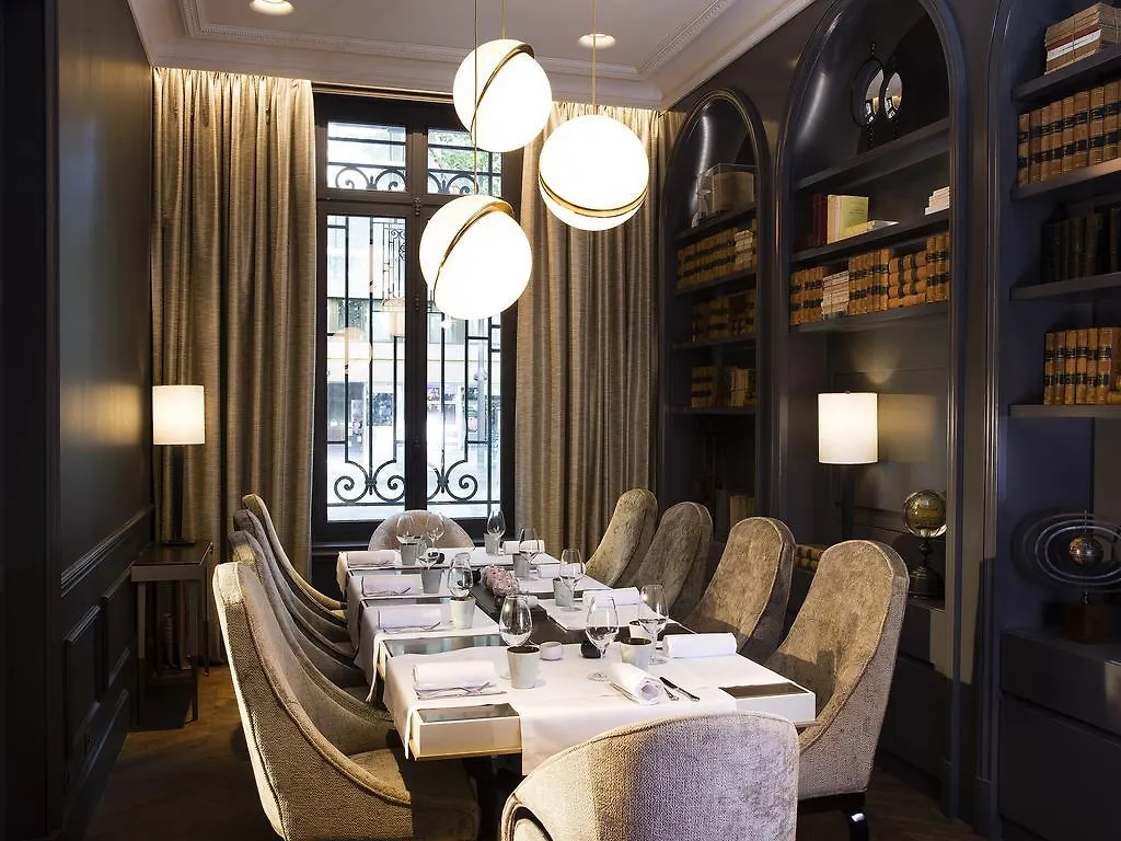 ***** Hotel Le Narcisse Blanc France