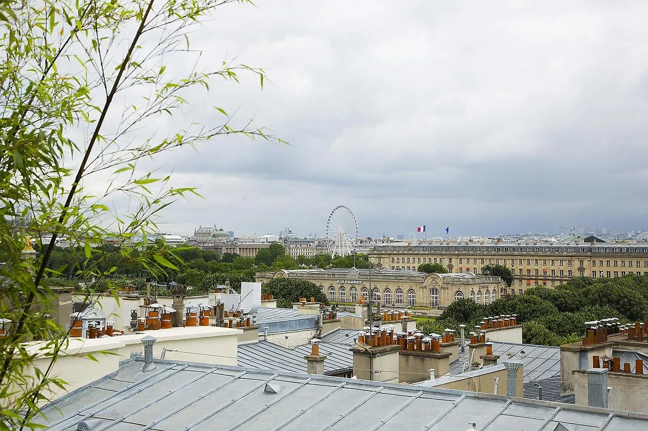 Le Narcisse Blanc 5*, Paris France