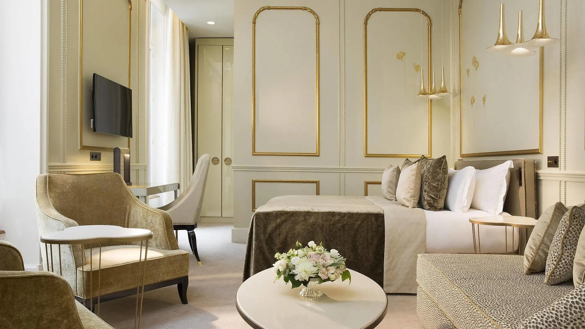 Le Narcisse Blanc Paris